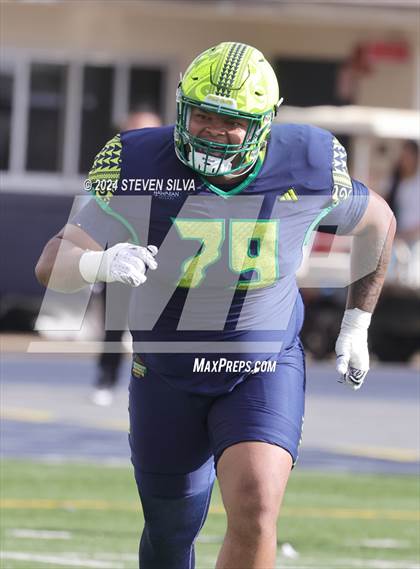 Thumbnail 2 in Polynesian Bowl (Team Mauka vs. Team Makai) photogallery.