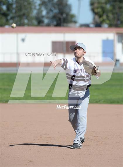 Thumbnail 1 in Rosemead @ Arroyo photogallery.