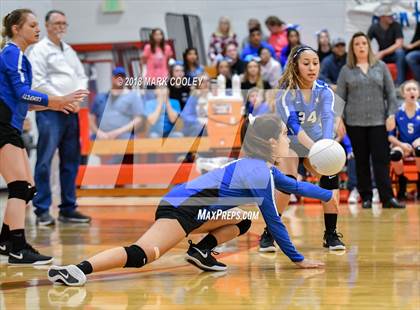 Thumbnail 3 in Frost vs. Bremond (UIL Division 2 Area Playoff) photogallery.
