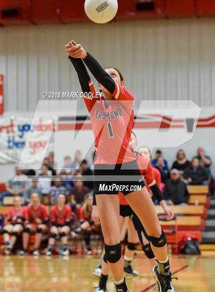 Thumbnail 2 in Frost vs. Bremond (UIL Division 2 Area Playoff) photogallery.
