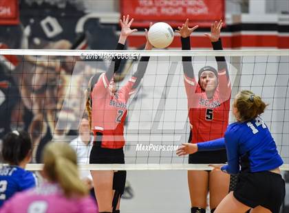Thumbnail 2 in Frost vs. Bremond (UIL Division 2 Area Playoff) photogallery.