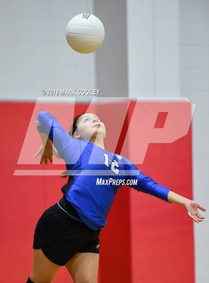 Thumbnail 2 in Frost vs. Bremond (UIL Division 2 Area Playoff) photogallery.