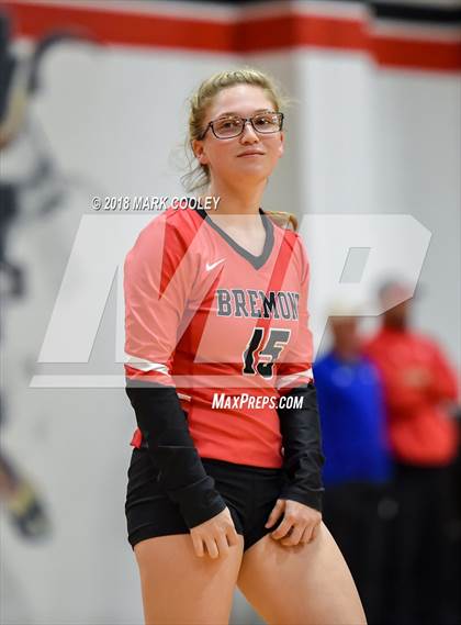 Thumbnail 2 in Frost vs. Bremond (UIL Division 2 Area Playoff) photogallery.