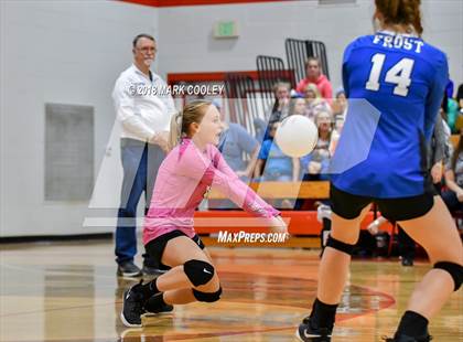 Thumbnail 3 in Frost vs. Bremond (UIL Division 2 Area Playoff) photogallery.