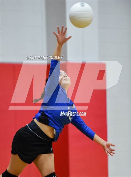 Thumbnail 3 in Frost vs. Bremond (UIL Division 2 Area Playoff) photogallery.
