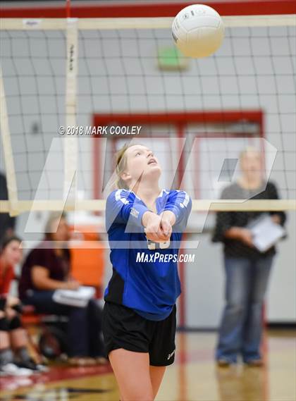 Thumbnail 3 in Frost vs. Bremond (UIL Division 2 Area Playoff) photogallery.
