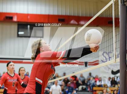 Thumbnail 3 in Frost vs. Bremond (UIL Division 2 Area Playoff) photogallery.