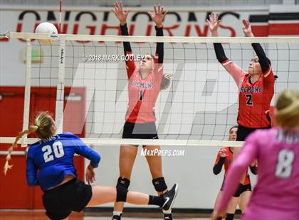Thumbnail 1 in Frost vs. Bremond (UIL Division 2 Area Playoff) photogallery.