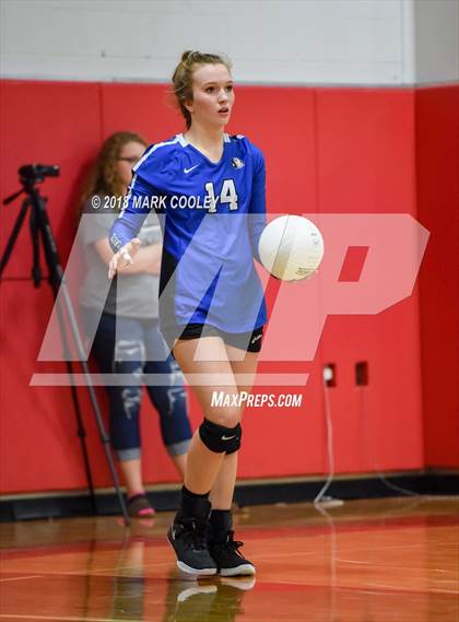 Thumbnail 2 in Frost vs. Bremond (UIL Division 2 Area Playoff) photogallery.