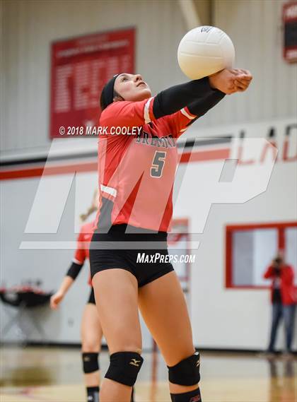 Thumbnail 3 in Frost vs. Bremond (UIL Division 2 Area Playoff) photogallery.