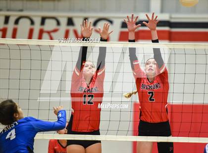 Thumbnail 1 in Frost vs. Bremond (UIL Division 2 Area Playoff) photogallery.