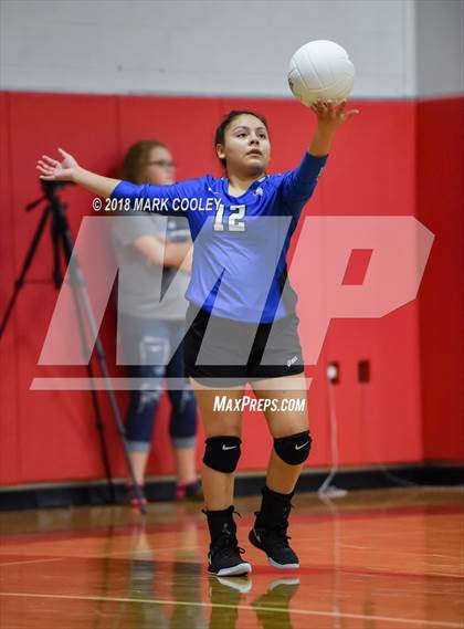 Thumbnail 1 in Frost vs. Bremond (UIL Division 2 Area Playoff) photogallery.