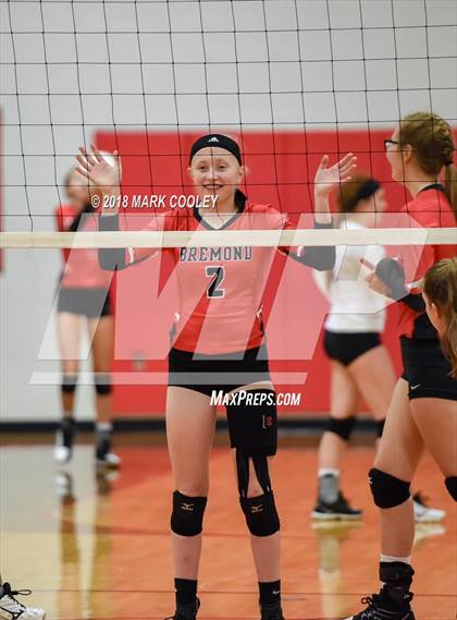 Thumbnail 3 in Frost vs. Bremond (UIL Division 2 Area Playoff) photogallery.
