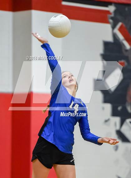Thumbnail 1 in Frost vs. Bremond (UIL Division 2 Area Playoff) photogallery.