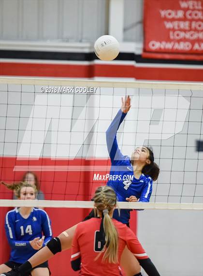 Thumbnail 2 in Frost vs. Bremond (UIL Division 2 Area Playoff) photogallery.