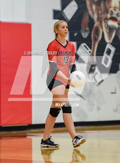 Thumbnail 2 in Frost vs. Bremond (UIL Division 2 Area Playoff) photogallery.