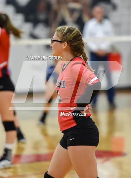 Thumbnail 1 in Frost vs. Bremond (UIL Division 2 Area Playoff) photogallery.