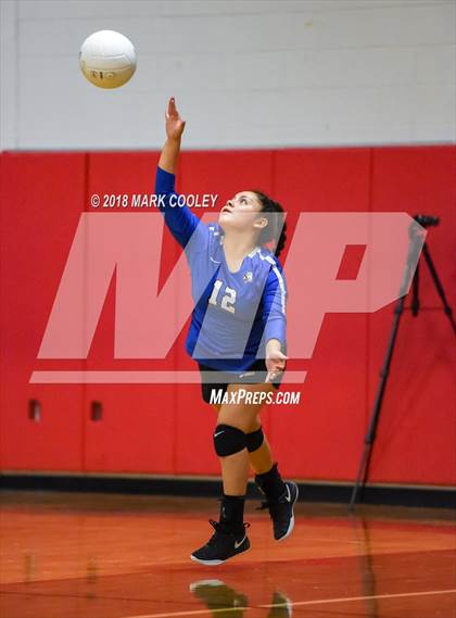 Thumbnail 3 in Frost vs. Bremond (UIL Division 2 Area Playoff) photogallery.