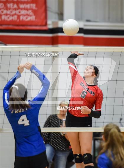 Thumbnail 1 in Frost vs. Bremond (UIL Division 2 Area Playoff) photogallery.