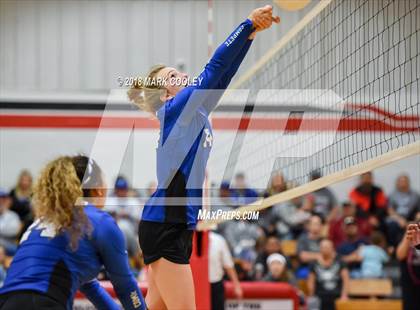 Thumbnail 2 in Frost vs. Bremond (UIL Division 2 Area Playoff) photogallery.