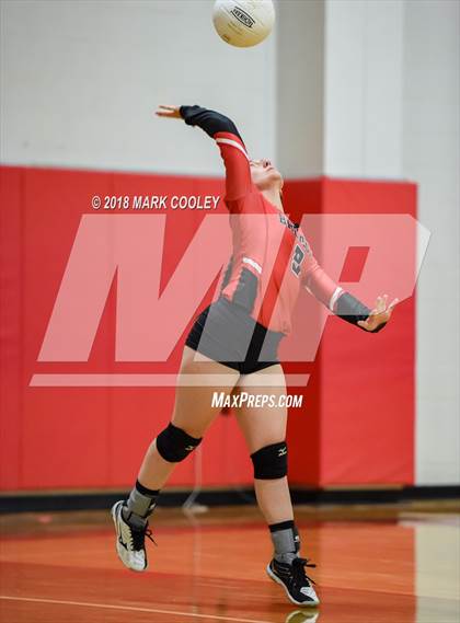 Thumbnail 2 in Frost vs. Bremond (UIL Division 2 Area Playoff) photogallery.