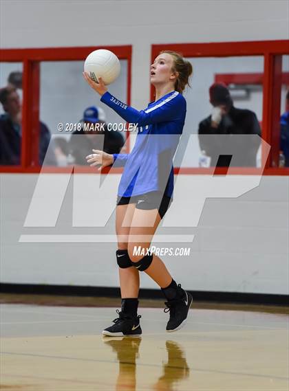 Thumbnail 1 in Frost vs. Bremond (UIL Division 2 Area Playoff) photogallery.