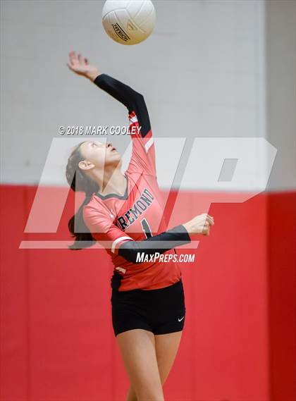 Thumbnail 3 in Frost vs. Bremond (UIL Division 2 Area Playoff) photogallery.