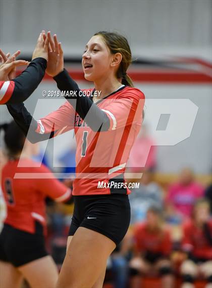 Thumbnail 3 in Frost vs. Bremond (UIL Division 2 Area Playoff) photogallery.