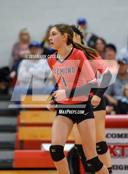 Thumbnail 3 in Frost vs. Bremond (UIL Division 2 Area Playoff) photogallery.