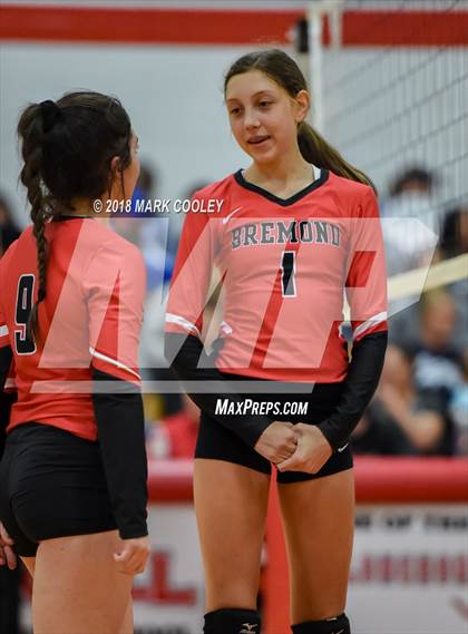 Thumbnail 2 in Frost vs. Bremond (UIL Division 2 Area Playoff) photogallery.
