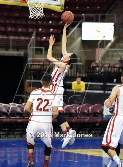 Thumbnail 2 in NFL Yet Academy vs. Bisbee (AIA D5 Semifinal) photogallery.