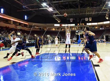 Thumbnail 1 in NFL Yet Academy vs. Bisbee (AIA D5 Semifinal) photogallery.