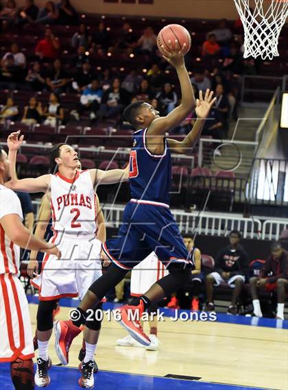 Thumbnail 2 in NFL Yet Academy vs. Bisbee (AIA D5 Semifinal) photogallery.