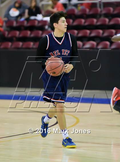 Thumbnail 2 in NFL Yet Academy vs. Bisbee (AIA D5 Semifinal) photogallery.