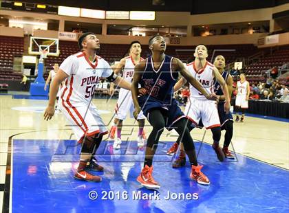 Thumbnail 1 in NFL Yet Academy vs. Bisbee (AIA D5 Semifinal) photogallery.