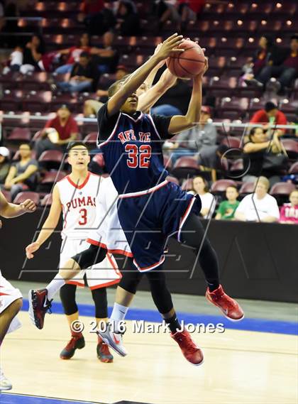 Thumbnail 1 in NFL Yet Academy vs. Bisbee (AIA D5 Semifinal) photogallery.