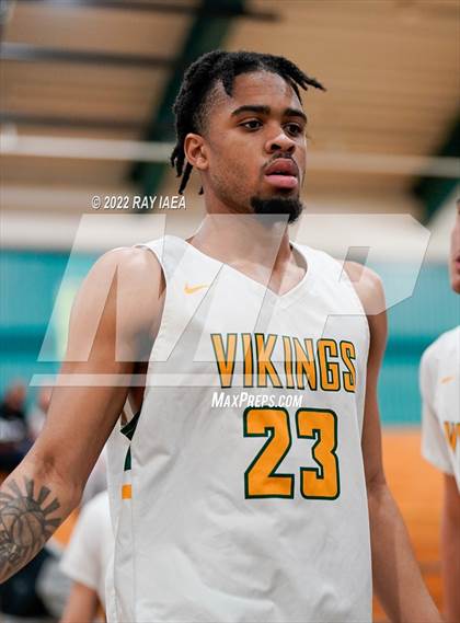 Thumbnail 1 in Oak Ridge vs. Vanden (Simply Basketball Showcase) photogallery.