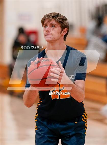 Thumbnail 1 in Oak Ridge vs. Vanden (Simply Basketball Showcase) photogallery.