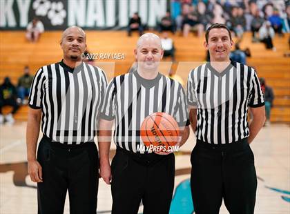 Thumbnail 3 in Oak Ridge vs. Vanden (Simply Basketball Showcase) photogallery.