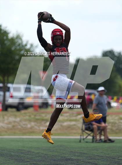 Thumbnail 3 in Anna vs Hitchcock (Texas 7 on 7 State Tournament) photogallery.