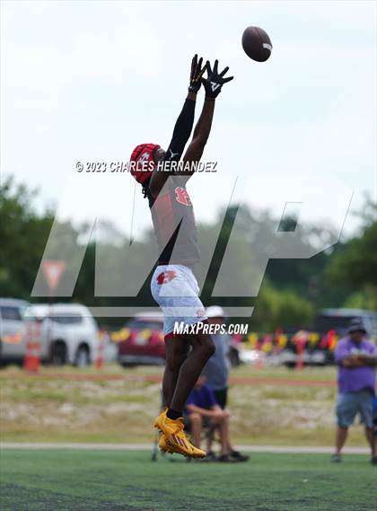 Thumbnail 3 in Anna vs Hitchcock (Texas 7 on 7 State Tournament) photogallery.