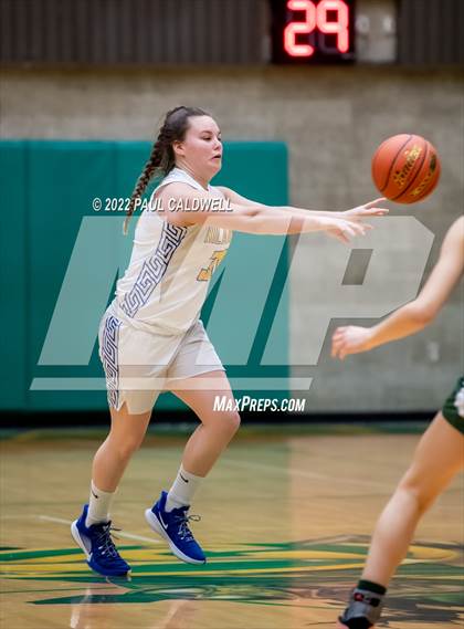 Thumbnail 2 in Auburn vs Kelso (WIAA 3A District Championship) photogallery.