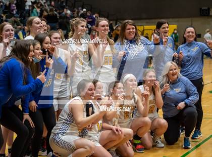 Thumbnail 3 in Auburn vs Kelso (WIAA 3A District Championship) photogallery.