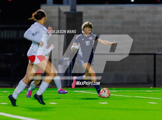 null - Photo 01