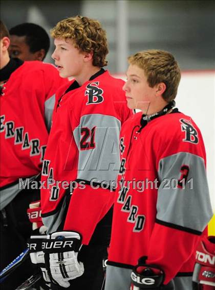 Thumbnail 3 in St. Bernard/Bacon/NFA vs. Staples/Weston/Shelton (CIAC Division 3 Quarterfinal) photogallery.