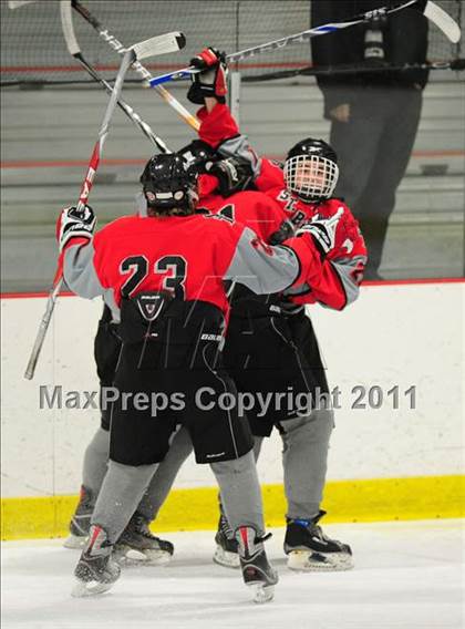 Thumbnail 1 in St. Bernard/Bacon/NFA vs. Staples/Weston/Shelton (CIAC Division 3 Quarterfinal) photogallery.