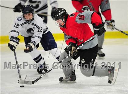 Thumbnail 2 in St. Bernard/Bacon/NFA vs. Staples/Weston/Shelton (CIAC Division 3 Quarterfinal) photogallery.