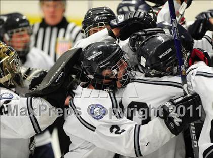 Thumbnail 1 in St. Bernard/Bacon/NFA vs. Staples/Weston/Shelton (CIAC Division 3 Quarterfinal) photogallery.