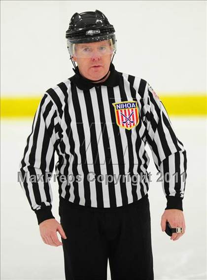 Thumbnail 2 in St. Bernard/Bacon/NFA vs. Staples/Weston/Shelton (CIAC Division 3 Quarterfinal) photogallery.