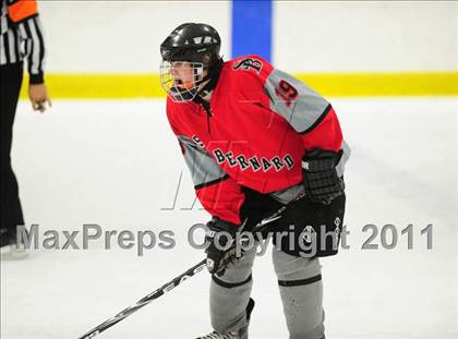 Thumbnail 3 in St. Bernard/Bacon/NFA vs. Staples/Weston/Shelton (CIAC Division 3 Quarterfinal) photogallery.